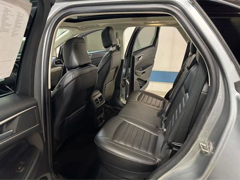 Used 2022 Ford Edge SEL w/ Convenience Package AWD/4WD image 14