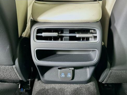 New 2026 Genesis GV70 2.5T Advanced image 18