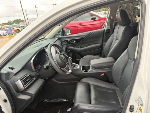Used 2021 Subaru Outback Touring w/ Popular Package #2 AWD/4WD image 9
