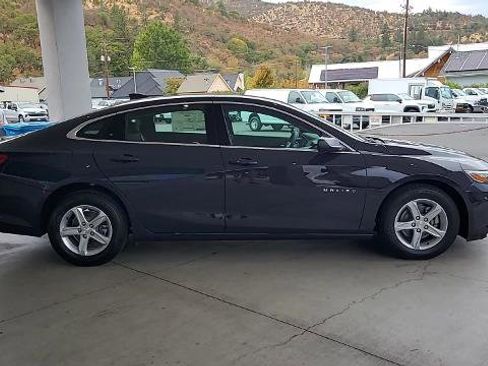 New 2025 Chevrolet Malibu LS image 36