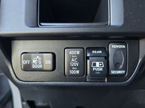 Used 2017 Toyota Tacoma TRD Pro AWD/4WD image 15