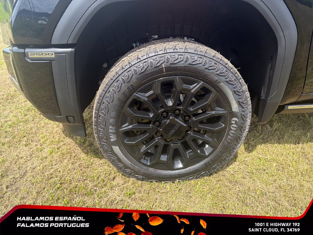New 2026 GMC Sierra 2500 Denali w/ Denali Reserve Package AWD/4WD image 10