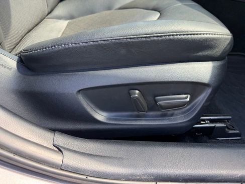 Used 2023 Toyota Camry XSE FWD image 32