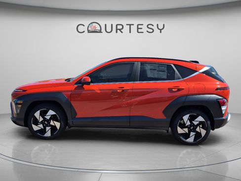 New 2026 Hyundai Kona Limited FWD image 2