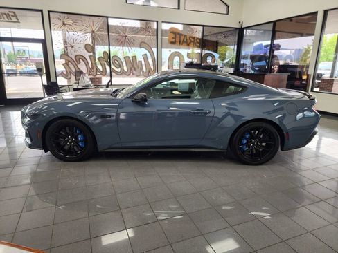 Used 2024 Ford Mustang GT Premium RWD image 4