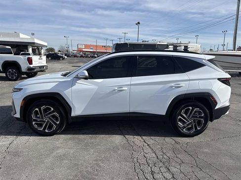 Used 2025 Hyundai Tucson Limited image 11