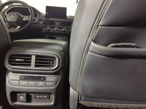 Certified 2024 Honda Pilot Elite image 31