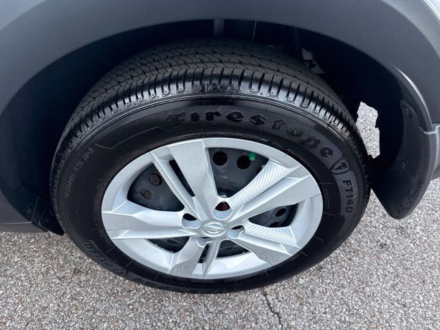 Used 2025 Nissan Kicks Play S FWD image 11