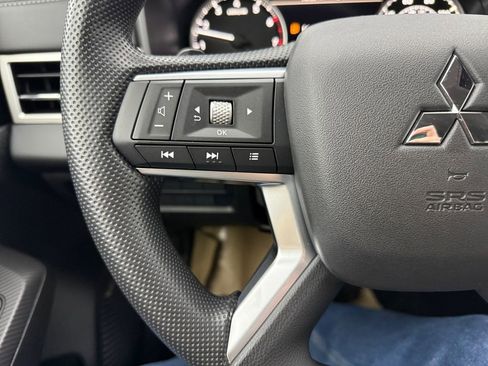 New 2026 Mitsubishi Outlander ES AWD/4WD image 33