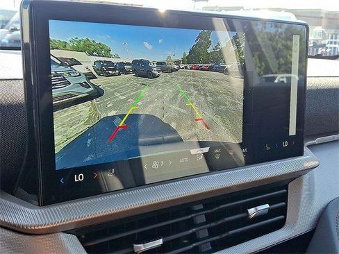 New 2025 Ford Explorer Active w/ Active Comfort Package image 12