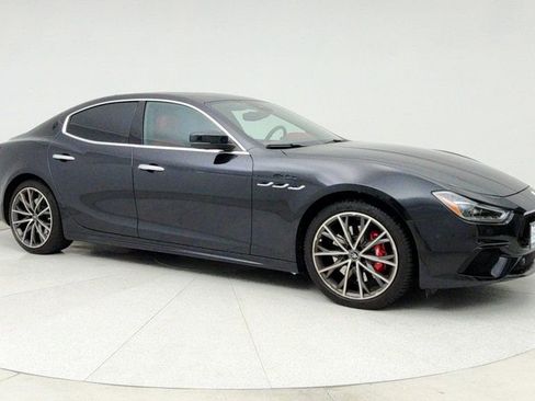 Used 2023 Maserati Ghibli Modena image 3