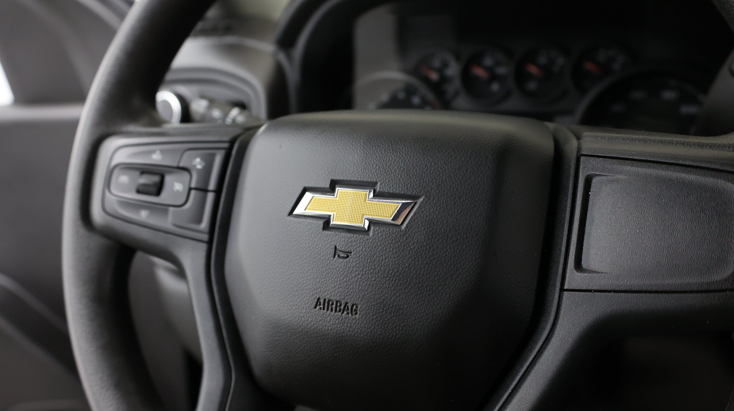 Used 2023 Chevrolet Silverado 1500 Custom AWD/4WD image 25