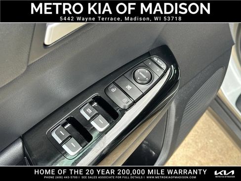 Used 2021 Kia Sportage EX AWD/4WD image 12