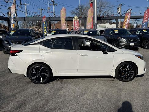 Used 2024 Nissan Versa SR w/ Trunk Package image 11