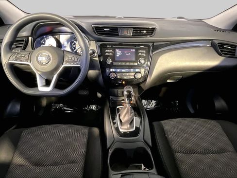 Used 2017 Nissan Rogue Sport SV AWD/4WD image 16