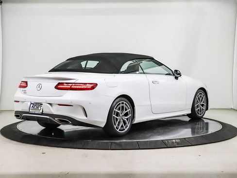 Used 2023 Mercedes-Benz E 450 Cabriolet image 4