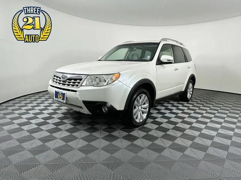 Used 2011 Subaru Forester 2.5X Touring AWD/4WD image 1