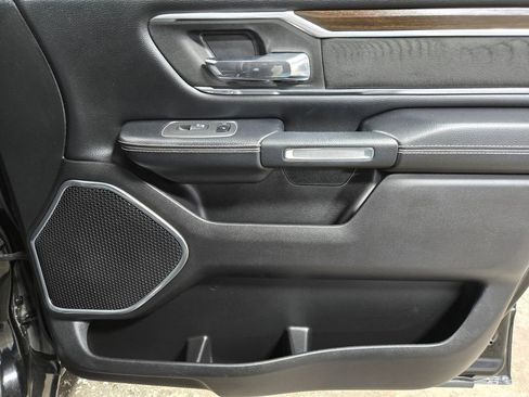 Used 2022 RAM 1500 Laramie AWD/4WD image 52