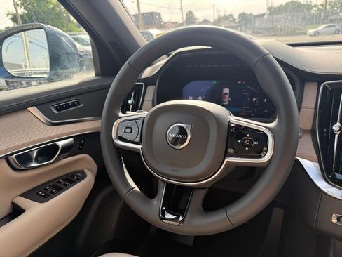 New 2026 Volvo XC90 B6 Plus w/ Protection Package image 7