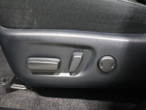 Used 2018 Toyota RAV4 XLE image 12