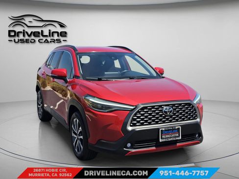 Used 2022 Toyota Corolla Cross XLE FWD image 7