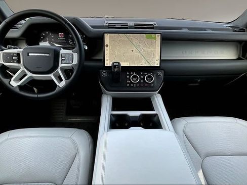 Used 2026 Land Rover Defender 110 S AWD/4WD image 7