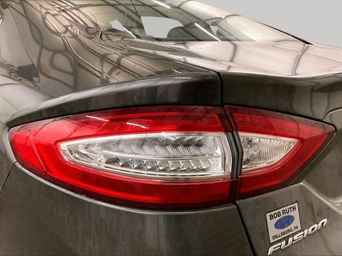 Used 2016 Ford Fusion S FWD image 29