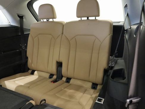 Used 2022 Audi Q7 3.0T Premium Plus w/ Premium Plus Package image 30