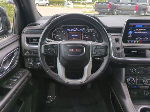 Used 2021 GMC Yukon SLT w/ SLT Premium Package AWD/4WD image 32