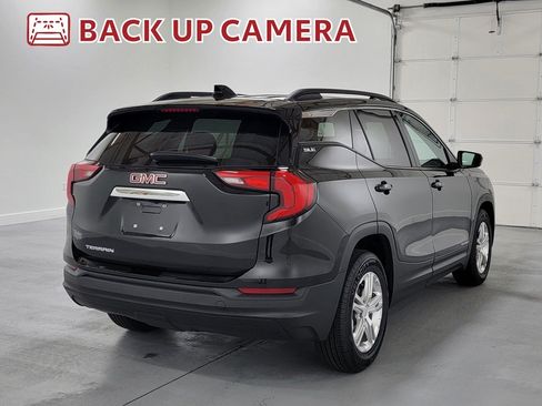 Used 2020 GMC Terrain SLE w/ Driver Convenience Package FWD image 9