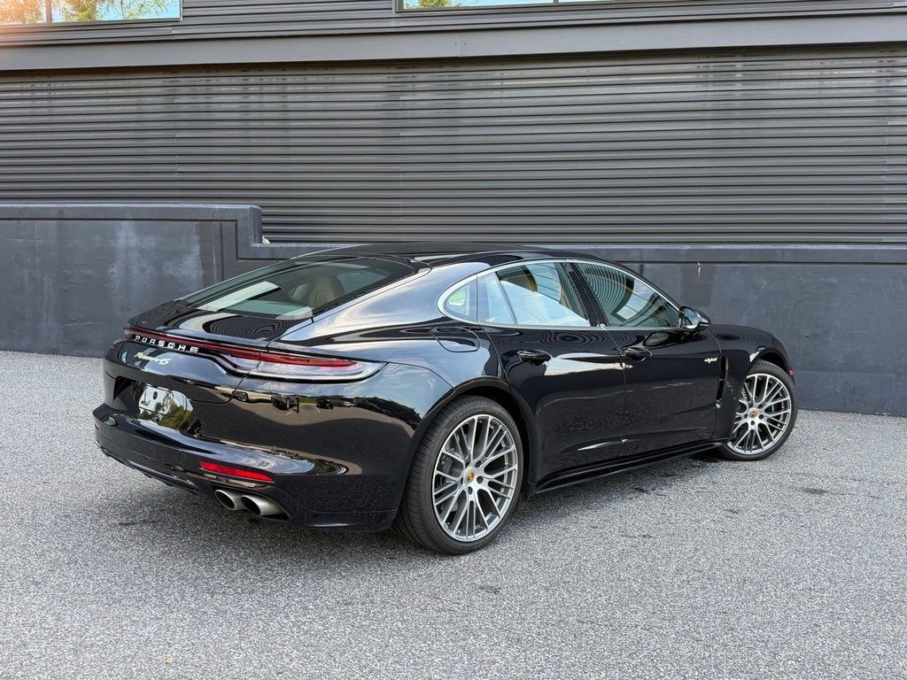 Certified 2023 Porsche Panamera 4S AWD/4WD image 10