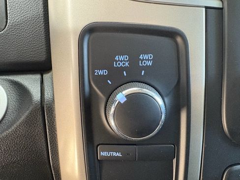 Used 2014 RAM 2500 SLT image 16