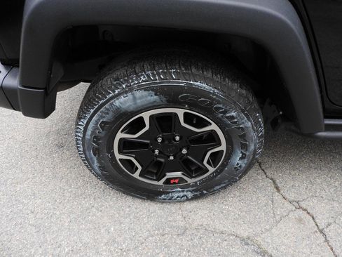 Used 2016 Jeep Wrangler Unlimited Rubicon AWD/4WD image 14