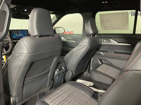 New 2026 Ford Explorer ST-Line w/ ST-Line Street Pack RWD image 15