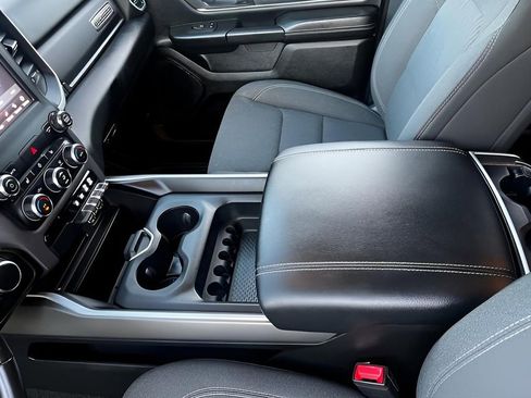 Used 2021 RAM 1500 Big Horn image 12