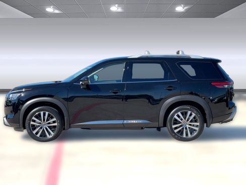 New 2025 Nissan Pathfinder Platinum w/ Cargo Package image 2