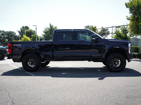 Used 2024 Ford F250 Lariat w/ Lariat Ultimate Package AWD/4WD image 11