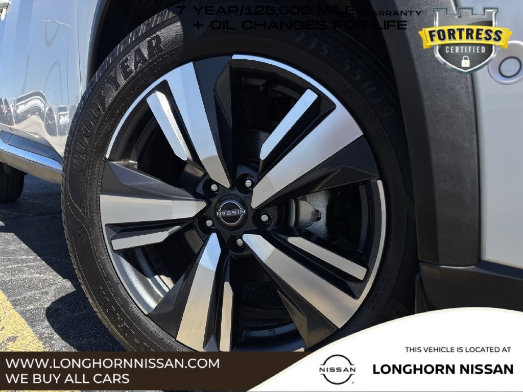 Used 2023 Nissan Rogue SL w/ SL Premium Package FWD image 9