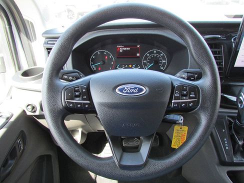 Used 2025 Ford Transit 350 XLT RWD image 23