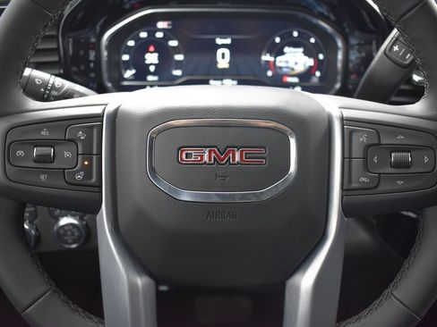 Used 2024 GMC Sierra 1500 SLT w/ X31 Off-Road Package AWD/4WD image 14