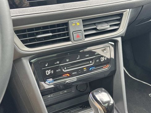 New 2026 Volkswagen Taos SE image 31