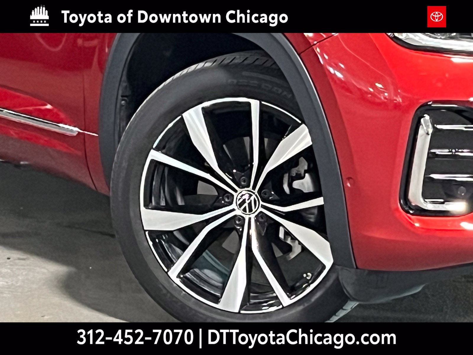 Used 2024 Volkswagen Atlas Cross Sport SEL Premium R-Line AWD/4WD image 2