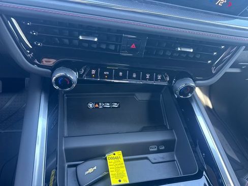New 2026 Chevrolet Suburban RST w/ Comfort Package AWD/4WD image 18