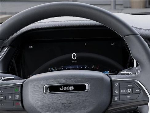 New 2026 Jeep Grand Cherokee Limited image 17