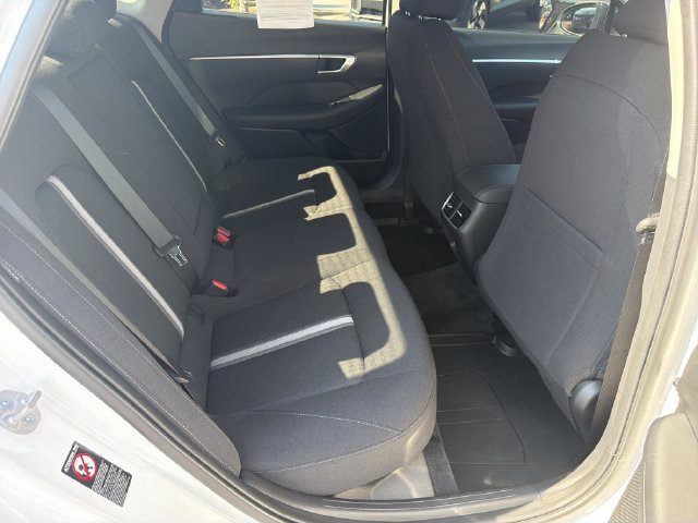 Used 2023 Hyundai Sonata SEL w/ Convenience Package FWD image 18
