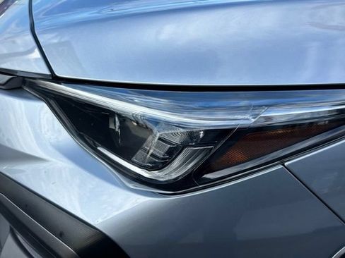 Used 2024 Subaru Crosstrek 2.5i Limited w/ Crosstrek Mirror Package AWD/4WD image 9