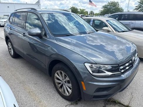 Used 2018 Volkswagen Tiguan S w/ 3rd Row Seat Package AWD/4WD image 5