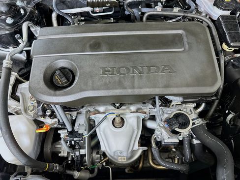 Used 2025 Honda Civic LX image 31