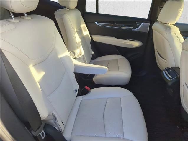 Used 2023 Cadillac XT6 Sport w/ Technology Package AWD/4WD image 25