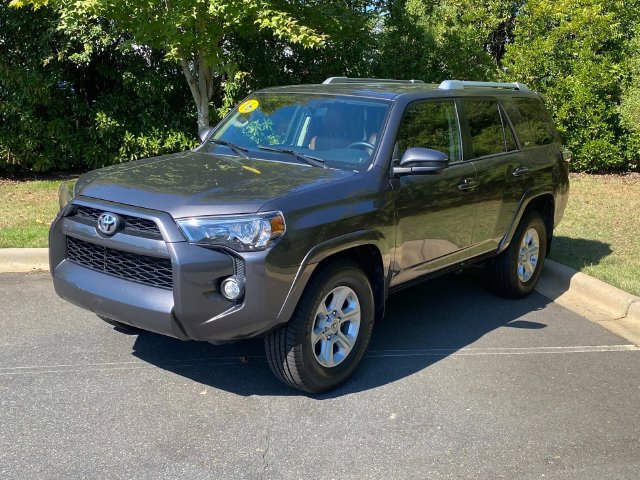 Used 2016 Toyota 4Runner SR5 RWD image 3